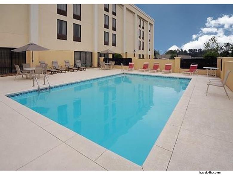 Comfort Inn & Suites Athens – Comfortable, Convenient & Affordable Stay