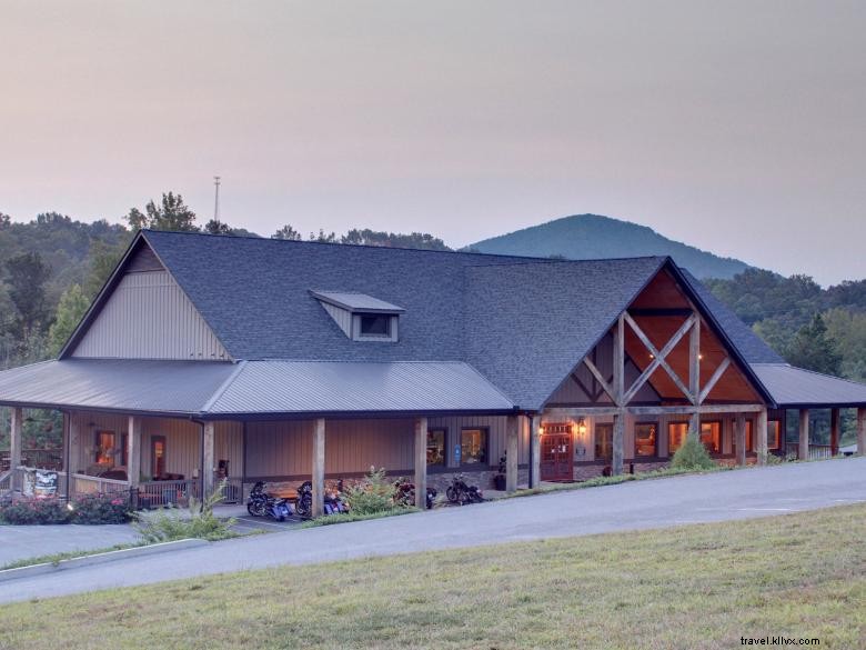 Copperhead Lodge: Relaxing Retreat in Scenic Surroundings