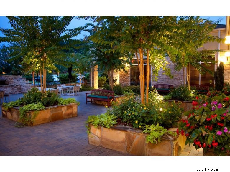 Hilton Garden Inn Atlanta NW – Luxury Comfort Near Kennesaw Town Center