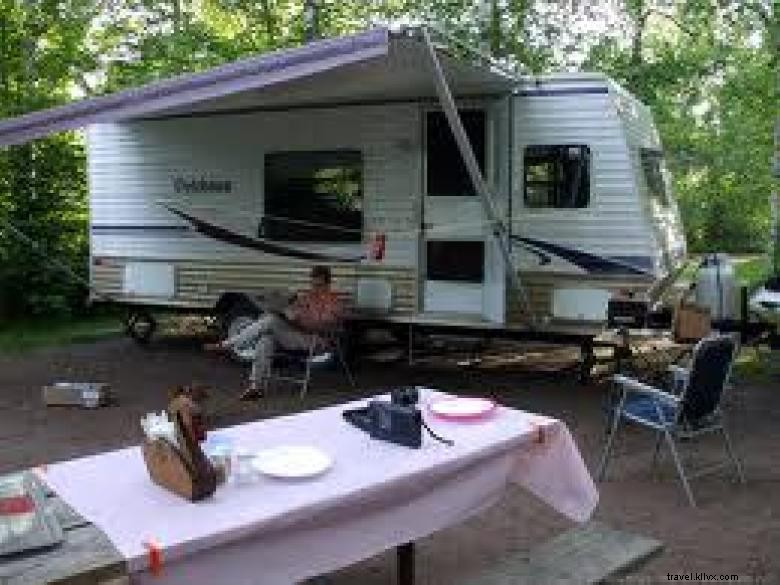 Fox Hollow Campground – Premium Hookup Sites Near Augusta