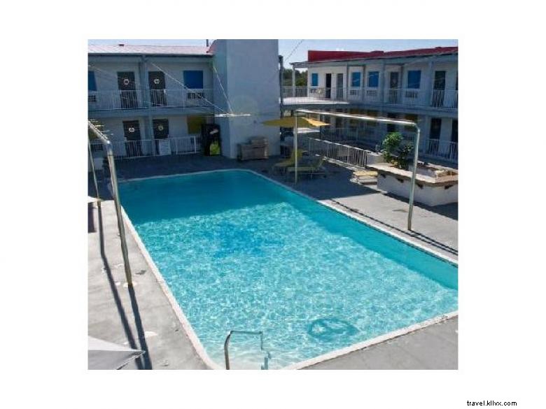 Sea & Breeze Hotel & Condominium – Luxury Coastal Stay