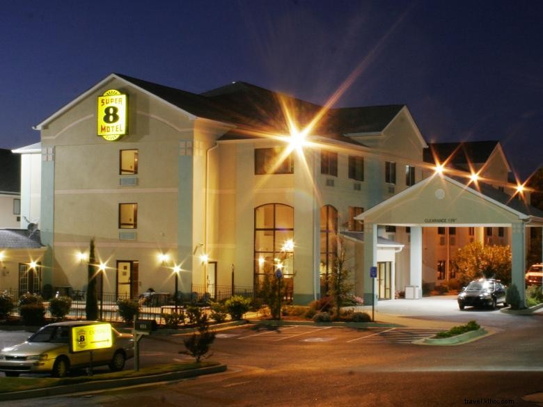 Super 8 by Wyndham – Augusta Ft. Gordon Belair Hotel | Pet‑Friendly & Central