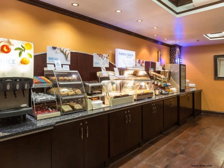 Holiday Inn Express & Suites Hinesville East – Premier Hospitality Hub for Fort Stewart