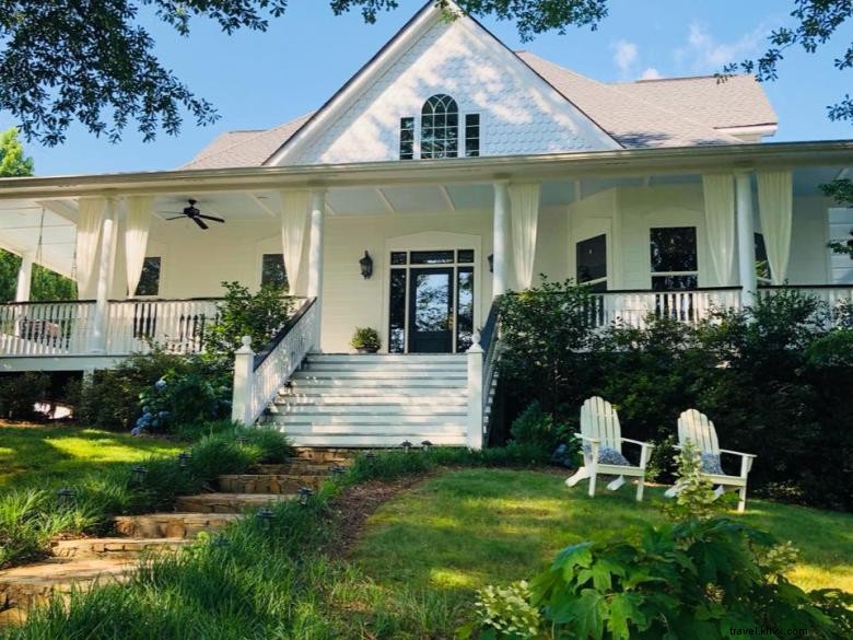 Ava House Inn & Event Venue – Elegant Stays & Celebrations