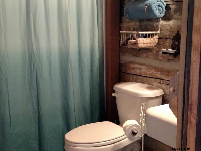 Experience Rustic Luxury: The Cabin in the Vines