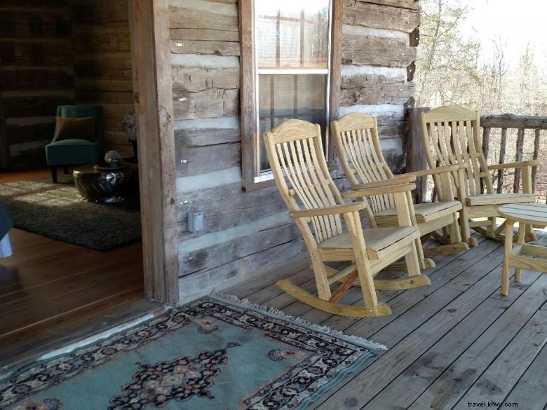 Experience Rustic Luxury: The Cabin in the Vines