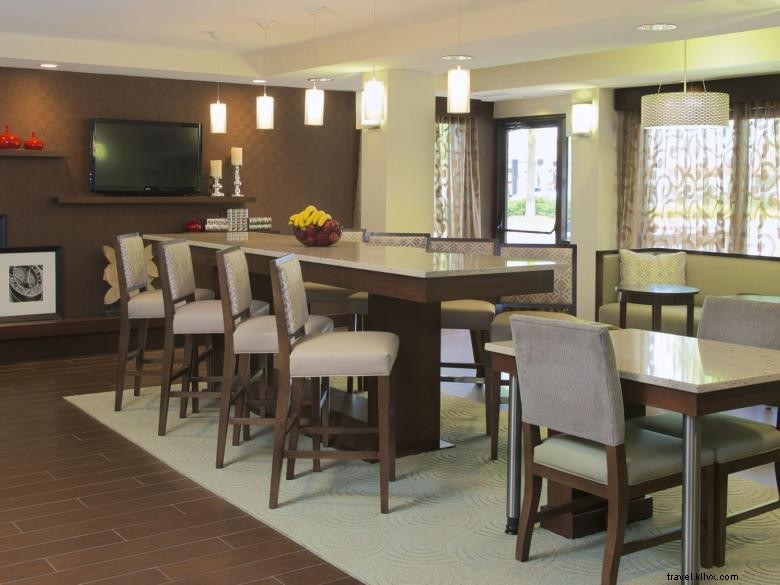 Hampton Inn Lawrenceville – Comfortable Stay & Convenient Amenities