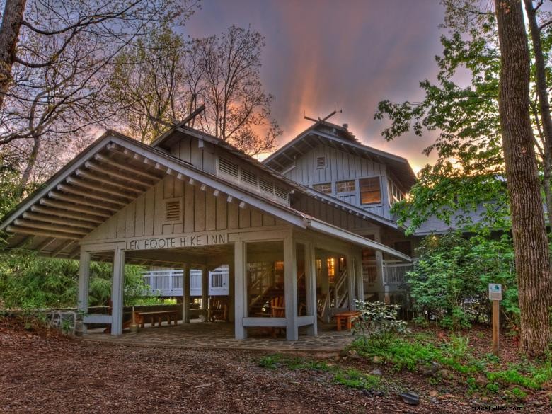 Len Foote Hiking Inn – Your Ultimate Trailhead Retreat