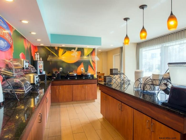 Baymont by Wyndham Savannah Midtown – Modern Comfort & Convenient City Access