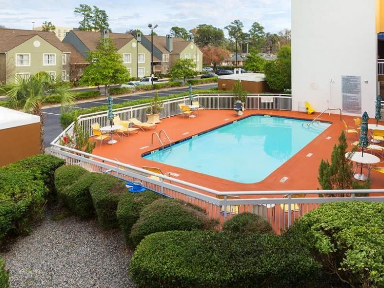 Baymont by Wyndham Savannah Midtown – Modern Comfort & Convenient City Access