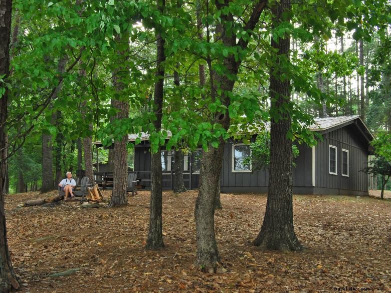 Explore Tugaloo State Park: Scenic Lakes, Lodging & Family Recreation