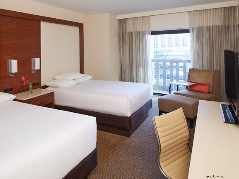 Hyatt Regency Atlanta: Luxury Comfort & Prime Downtown Location