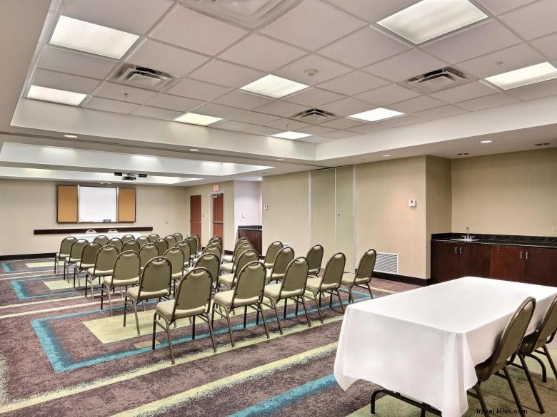 Hampton Inn & Suites Savannah – I-95 South Gateway: Comfort & Convenience