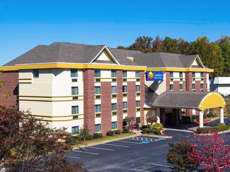 Comfort Inn & Suites Suwanee – Comfort & Convenience Near Sugarloaf