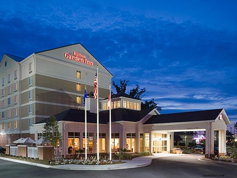 Hilton Garden Inn Savannah Midtown – Modern Comfort in the Heart of Savannah