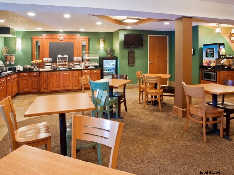 AmericInn by Wyndham Vidalia – Comfortable, Family‑Friendly Hotel Near Local Attractions