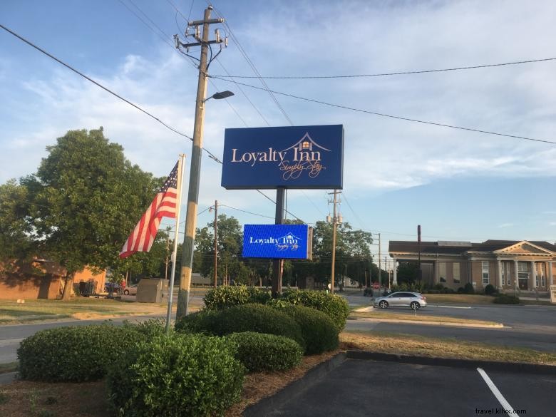 Loyalty Inn: Comfort & Hospitality in Magnolia Midlands