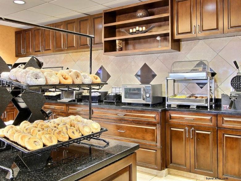 Best Western Plus – Savannah Historic District: Modern Comfort in Historic Charm