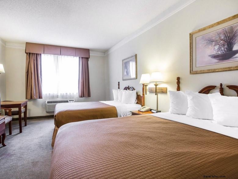 Econo Lodge Inn & Suites – Your Comfortable Stay in Douglasville