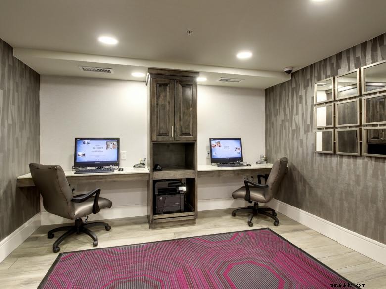 Experience Comfort & Convenience at Hampton Inn & Suites Cordele