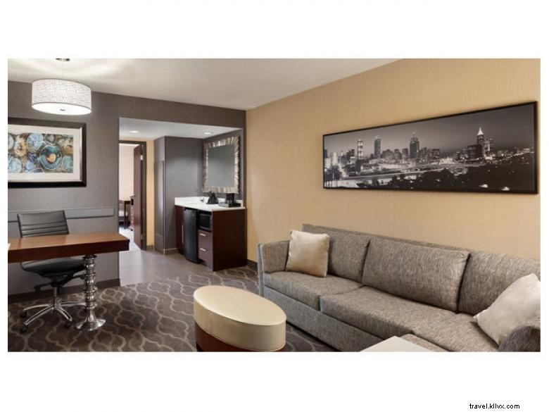 Embassy Suites by Hilton – Modern Comfort Near Atlanta Airport