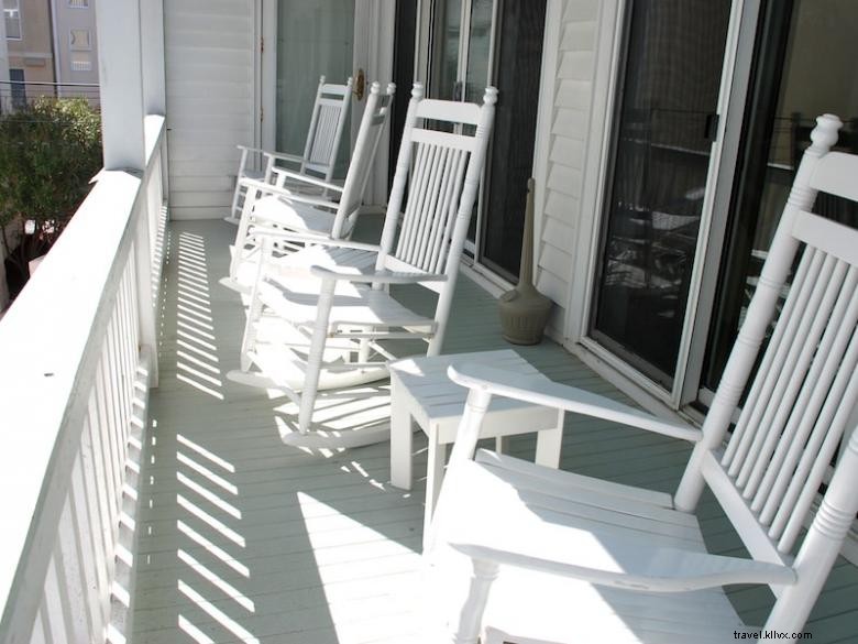 DeSoto Beach Bed & Breakfast – Cozy Oceanfront Retreat