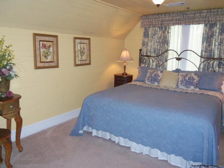 The Ragsdale Inn – Historic Coastal Retreat & Wedding Venue