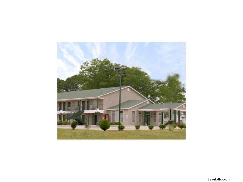 Garden Inn & Suites Pine Mountain – Premier Lodge Near Callaway Gardens