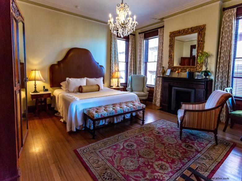 The Kehoe House: Classic Historic B&B in Savannah, GA