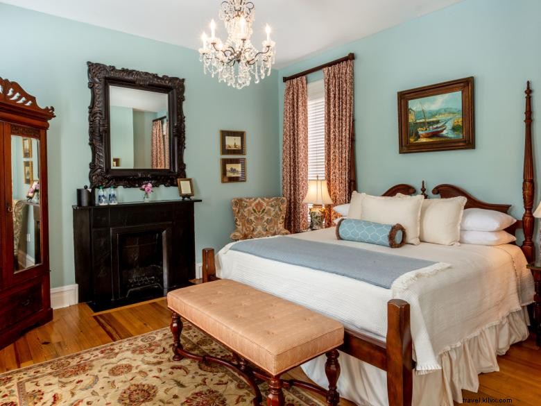 The Kehoe House: Classic Historic B&B in Savannah, GA