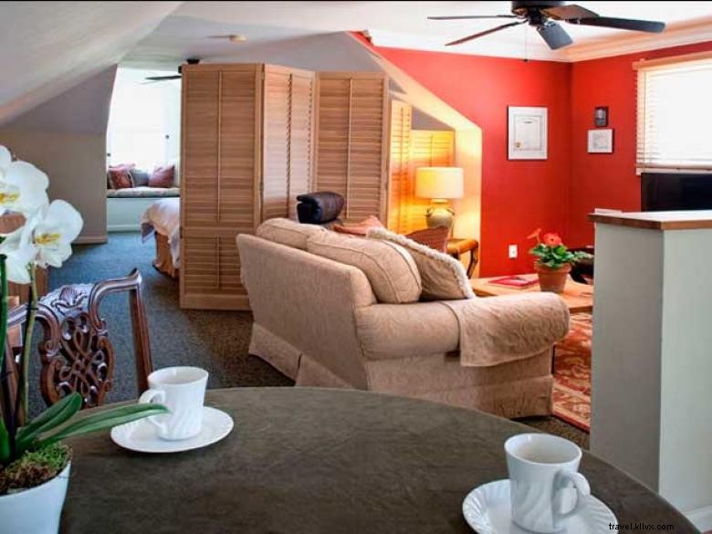 The Galloway House Inn – Cozy Scottish Heritage Hotel