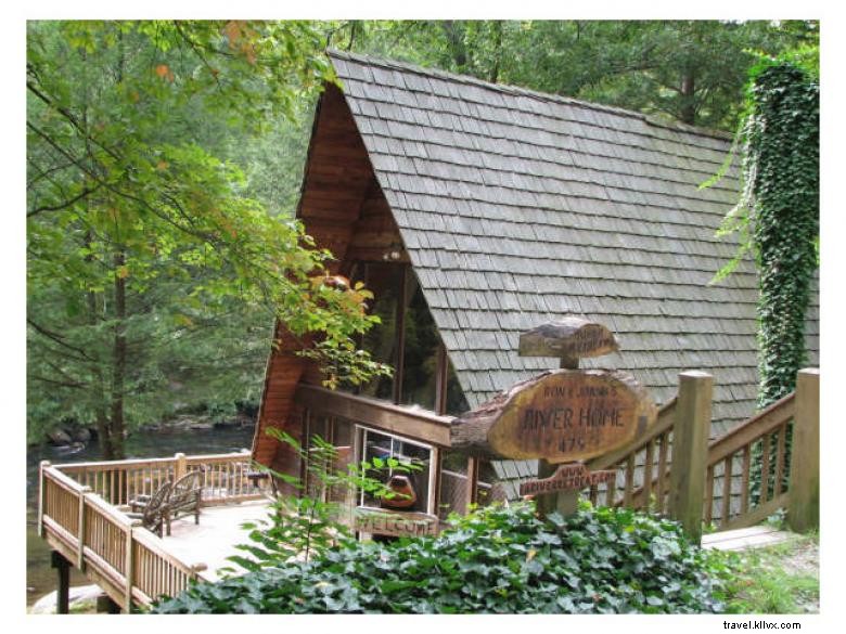 Serene Cabin Getaway in Georgia s Blue Ridge Mountains