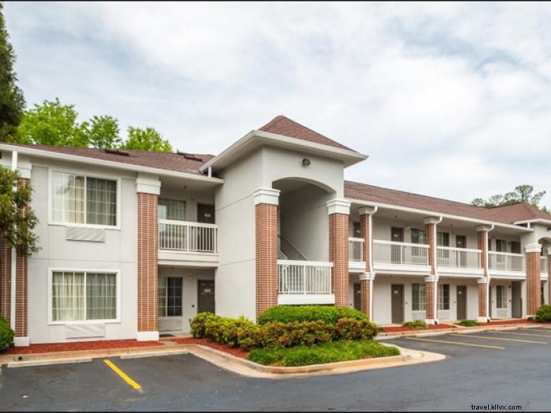 Studio 6 in Roswell, Atlanta – Premium Comfort & Convenient Location