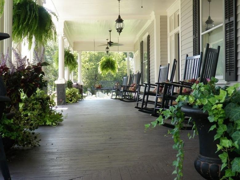 Butterfly Mansion B&B – Elegant Retreat with Scenic Views