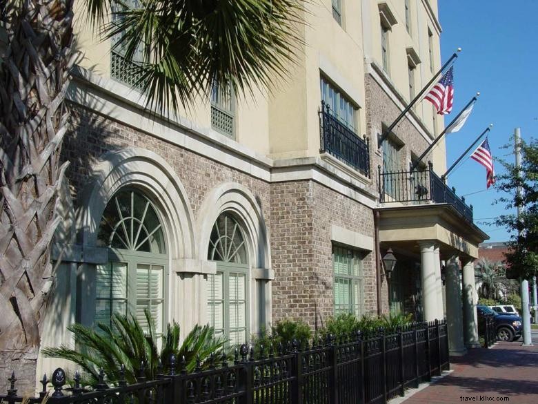 Hampton Inn & Suites – Your Premier Stay in Savannah s Historic District
