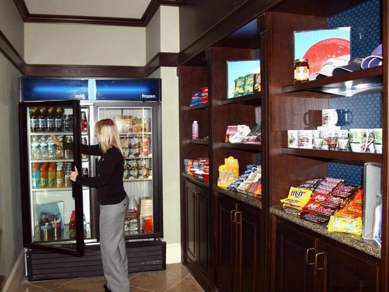 Hampton Inn & Suites – Your Premier Stay in Savannah s Historic District