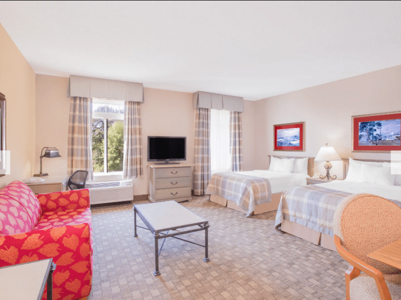 Hawthorn Suites by Wyndham – Premier Hotel Near Georgia International Horse Park & Cherokee Run Golf Course
