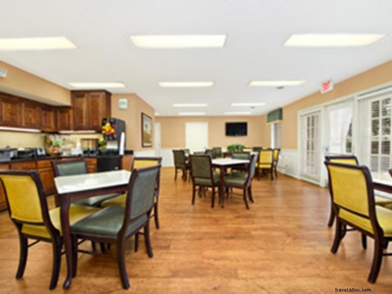 Baymont by Wyndham Thomasville – Comfortable & Convenient Business Hotel