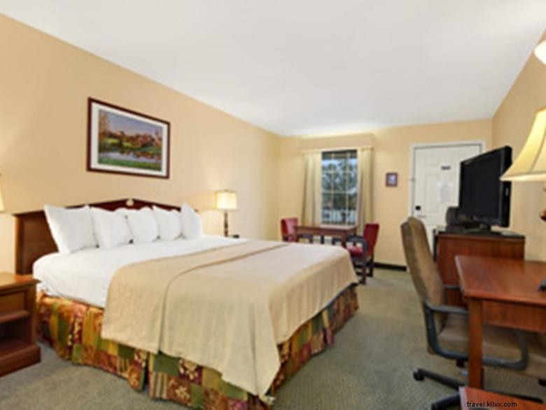 Baymont by Wyndham Thomasville – Comfortable & Convenient Business Hotel