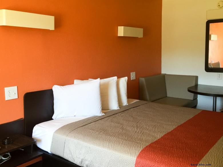 Motel 6 Calhoun – Affordable Comfort in Northwest Georgia