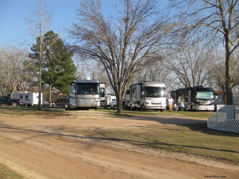 Tifton KOA: Premium Camping, Fishing & Cabin Experiences