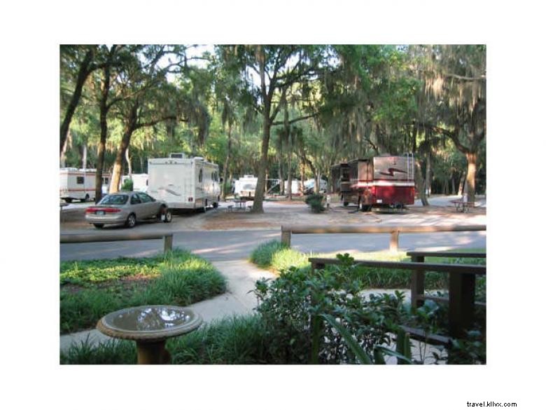 Eagles Roost RV Resort: Premium Lakeside Recreation & Relaxation