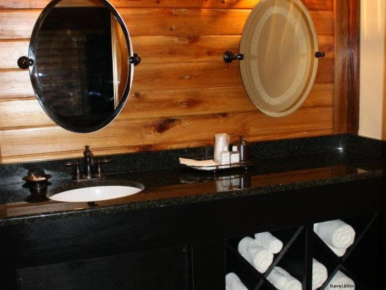 Experience Comfort and Hospitality at Our Place Hotel Nashville