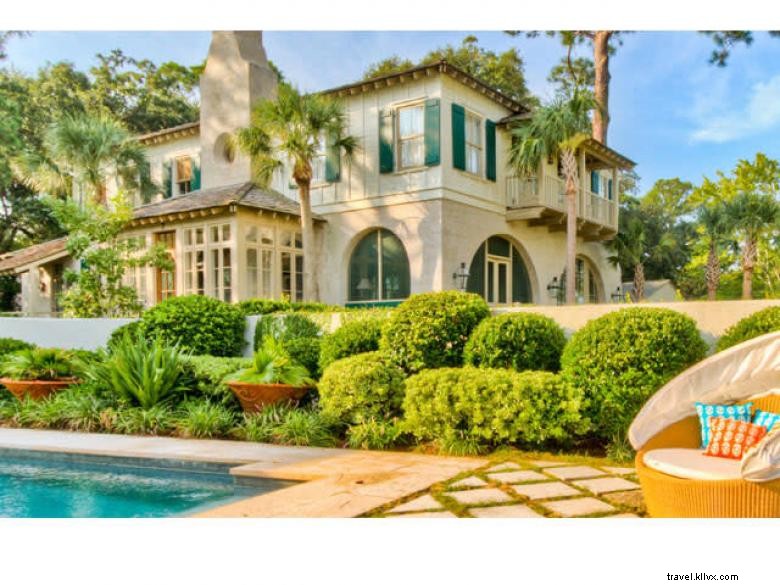 Hodnett Cooper Vacation Rentals – Premium Getaway Properties