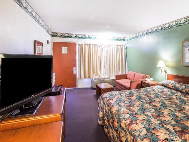 Relax Inn Milledgeville – Historic Heartland Hotel Experience