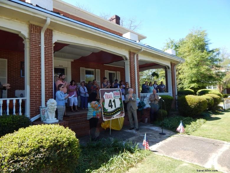 Fruits of Vienna Bed & Breakfast – Elegant Comfort & Fresh Morning Delights