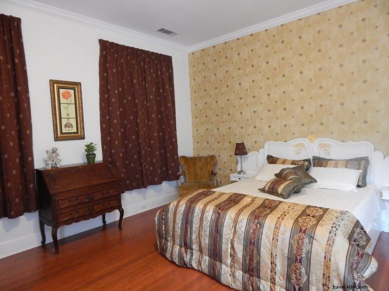 Fruits of Vienna Bed & Breakfast – Elegant Comfort & Fresh Morning Delights