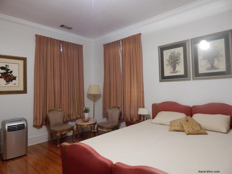 Fruits of Vienna Bed & Breakfast – Elegant Comfort & Fresh Morning Delights