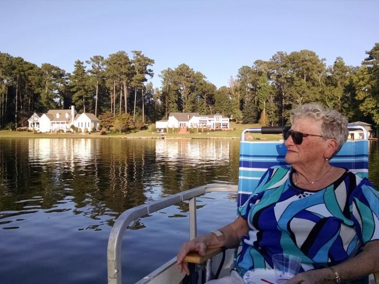 Fruits of Vienna Bed & Breakfast – Elegant Comfort & Fresh Morning Delights