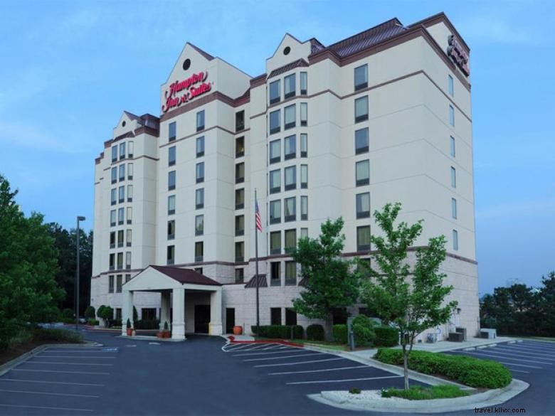 Hampton Inn & Suites Atlanta – Galleria: Modern Comfort in the Heart of the City